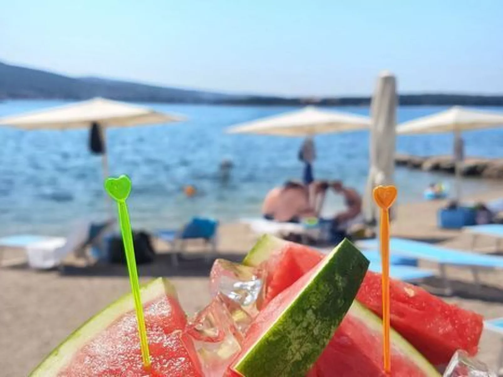 Haus mit Pool, 50 Meter vom Meer entfernt - Image-tags.info