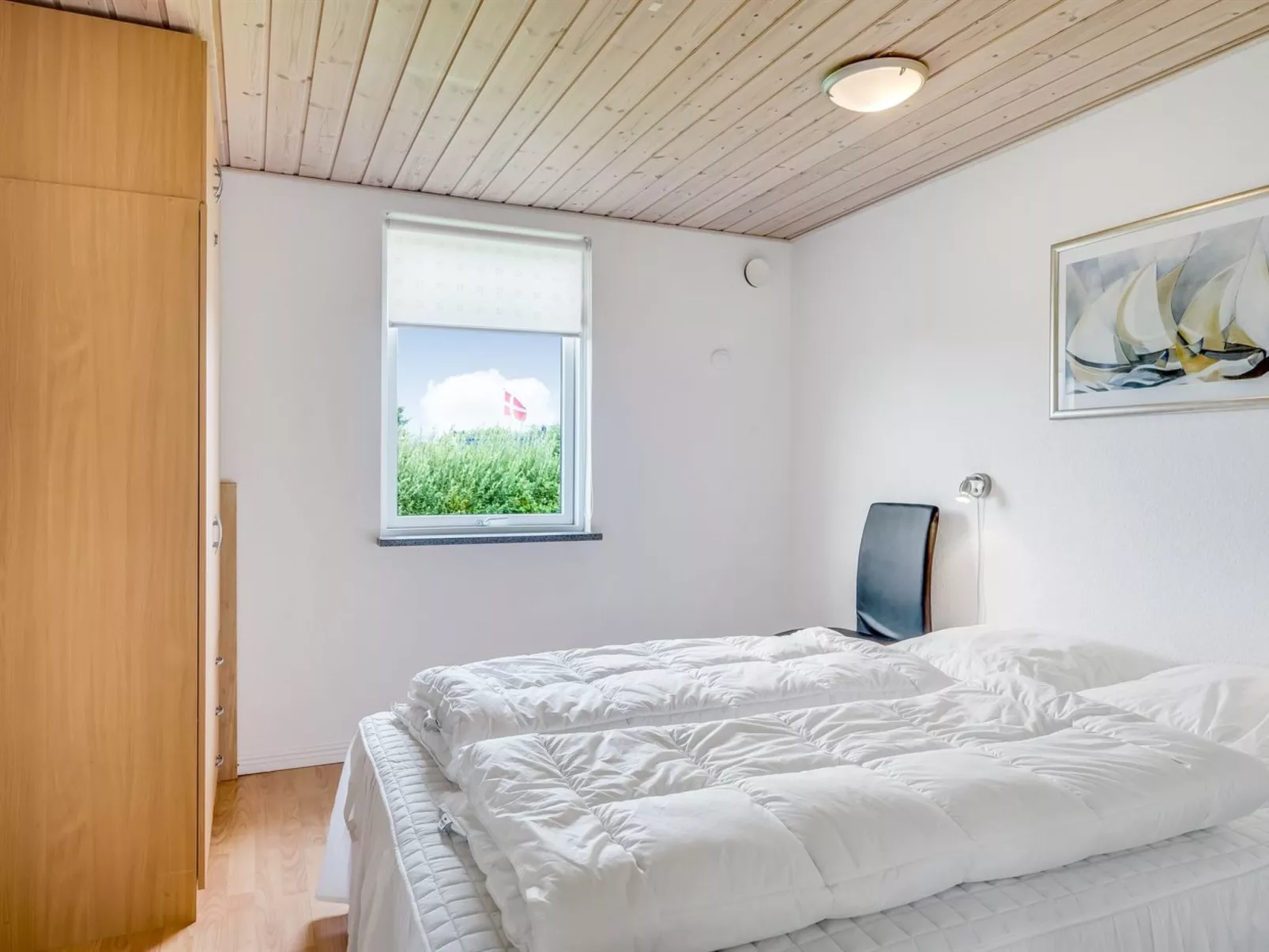 "Elnur" - 200m to the fjord - Binnen