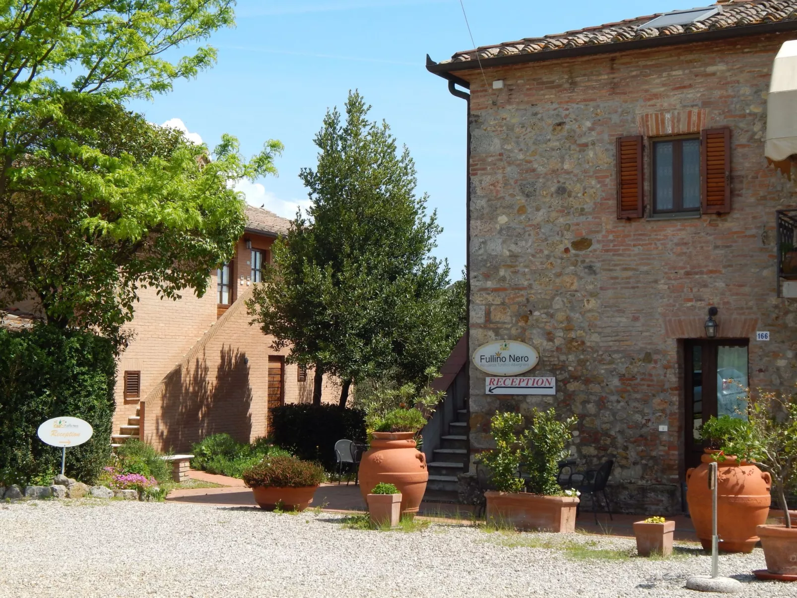 Dreizimmerwohnung für 4 Personen 3 km vom Zentru - Buiten