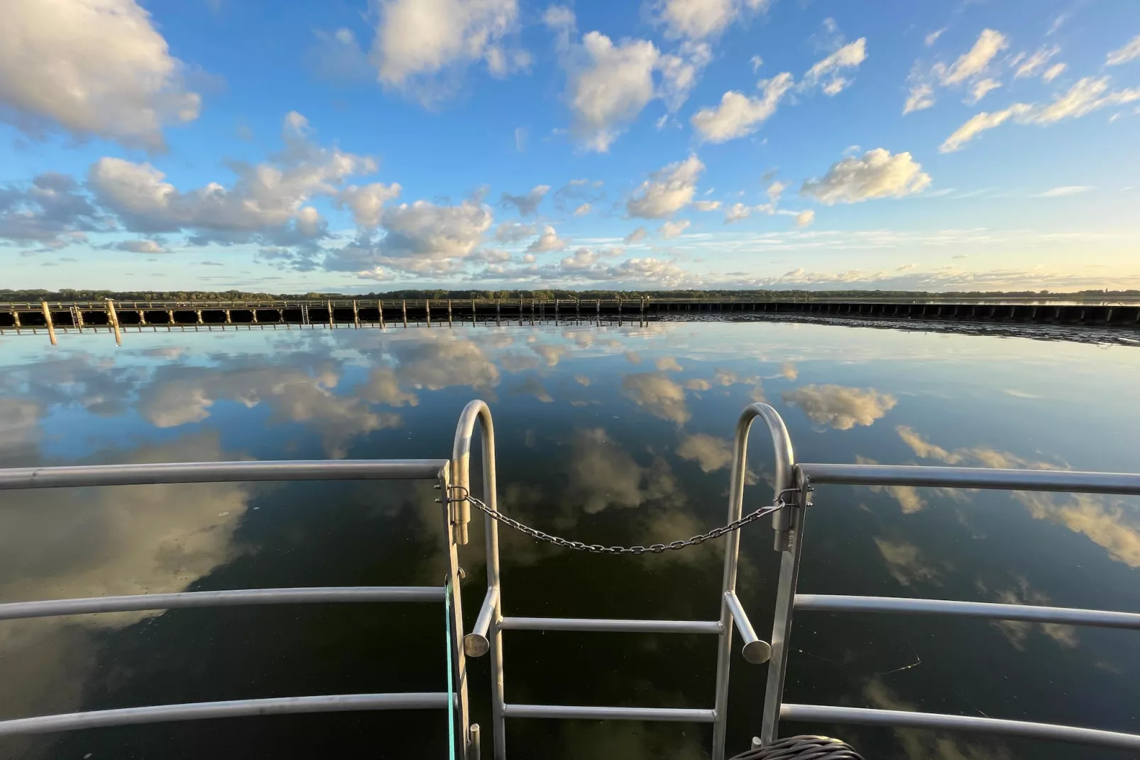 Floating House Charlotte - Uitzicht zomer