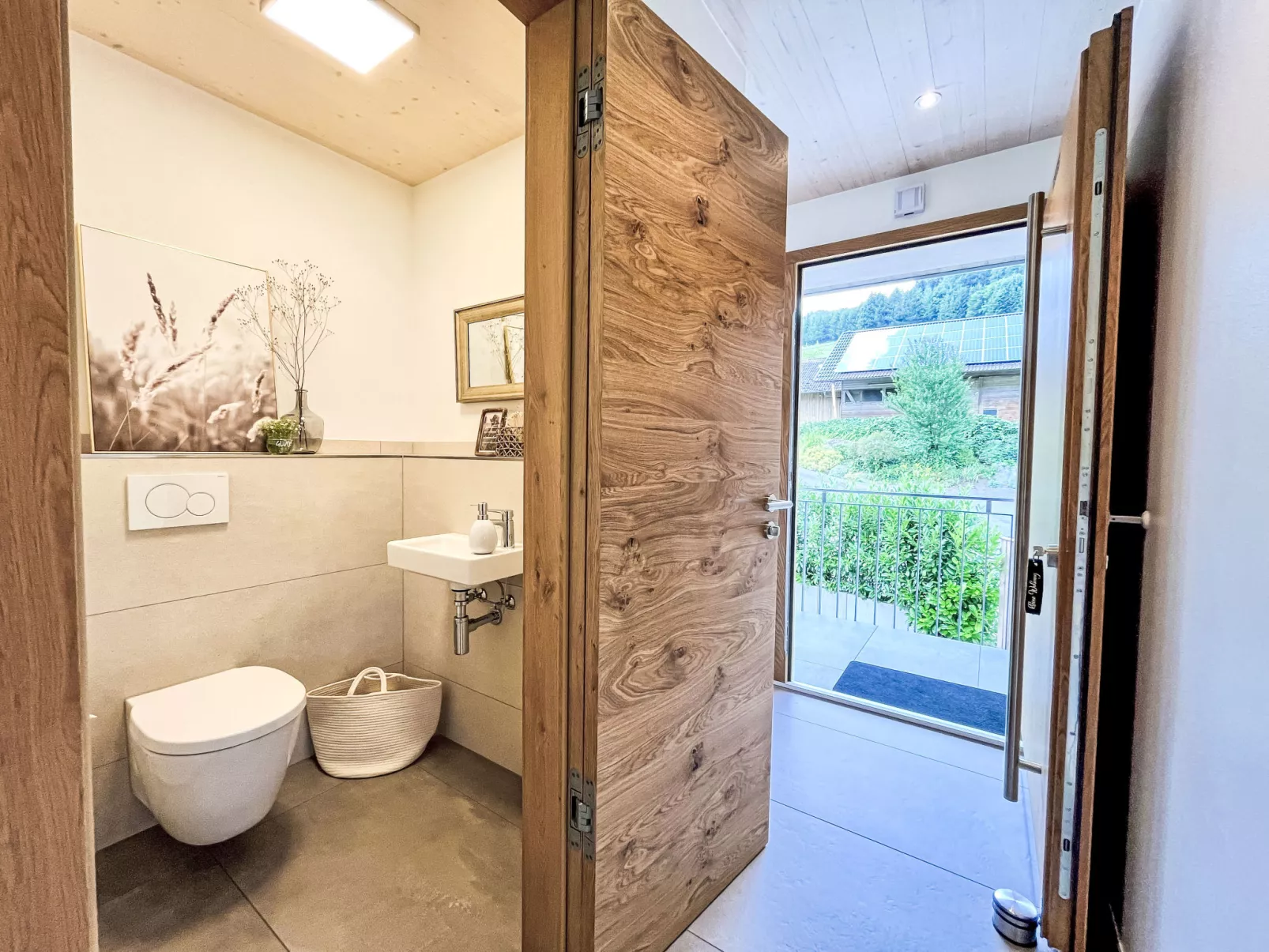 Kinast (HFT201)-Binnen