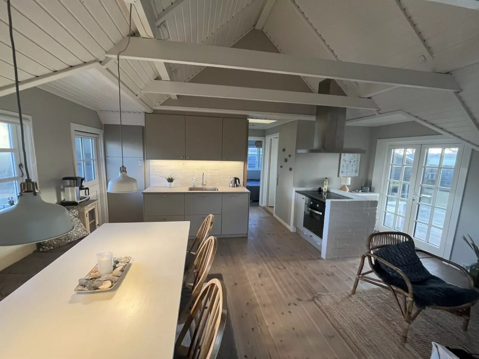 "Ulv" - 25m from the sea-Binnen