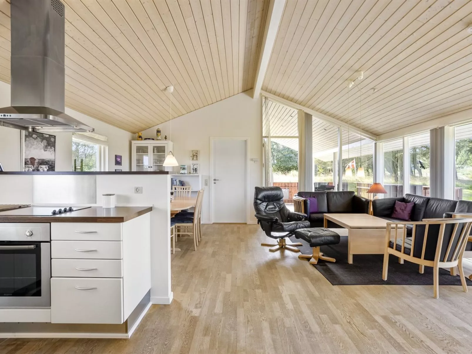 "Joris" - 1.5km from the sea-Binnen