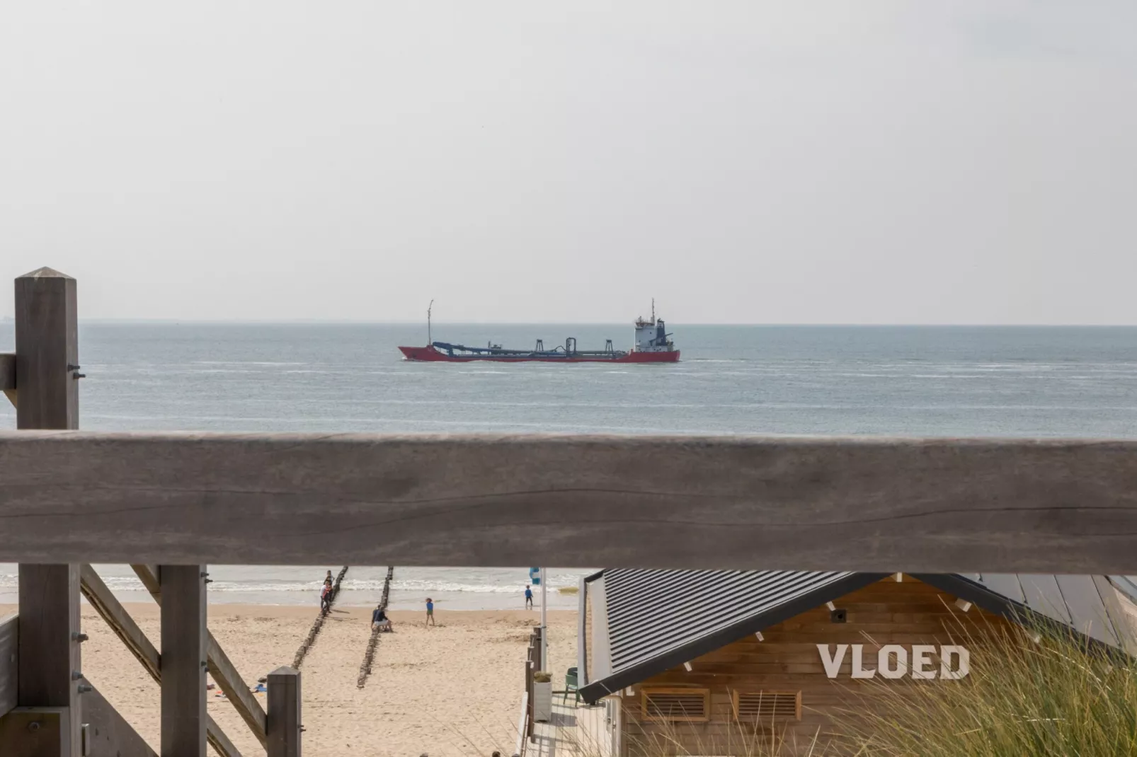 Strand Dishoek 345/346-Uitzicht zomer