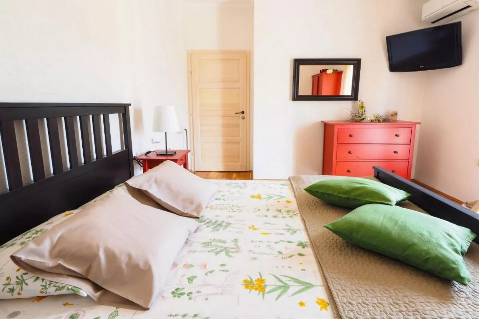 Villa Antonija - Four-Bedroom Villa with Terrace and Private Pool-Slaapkamer