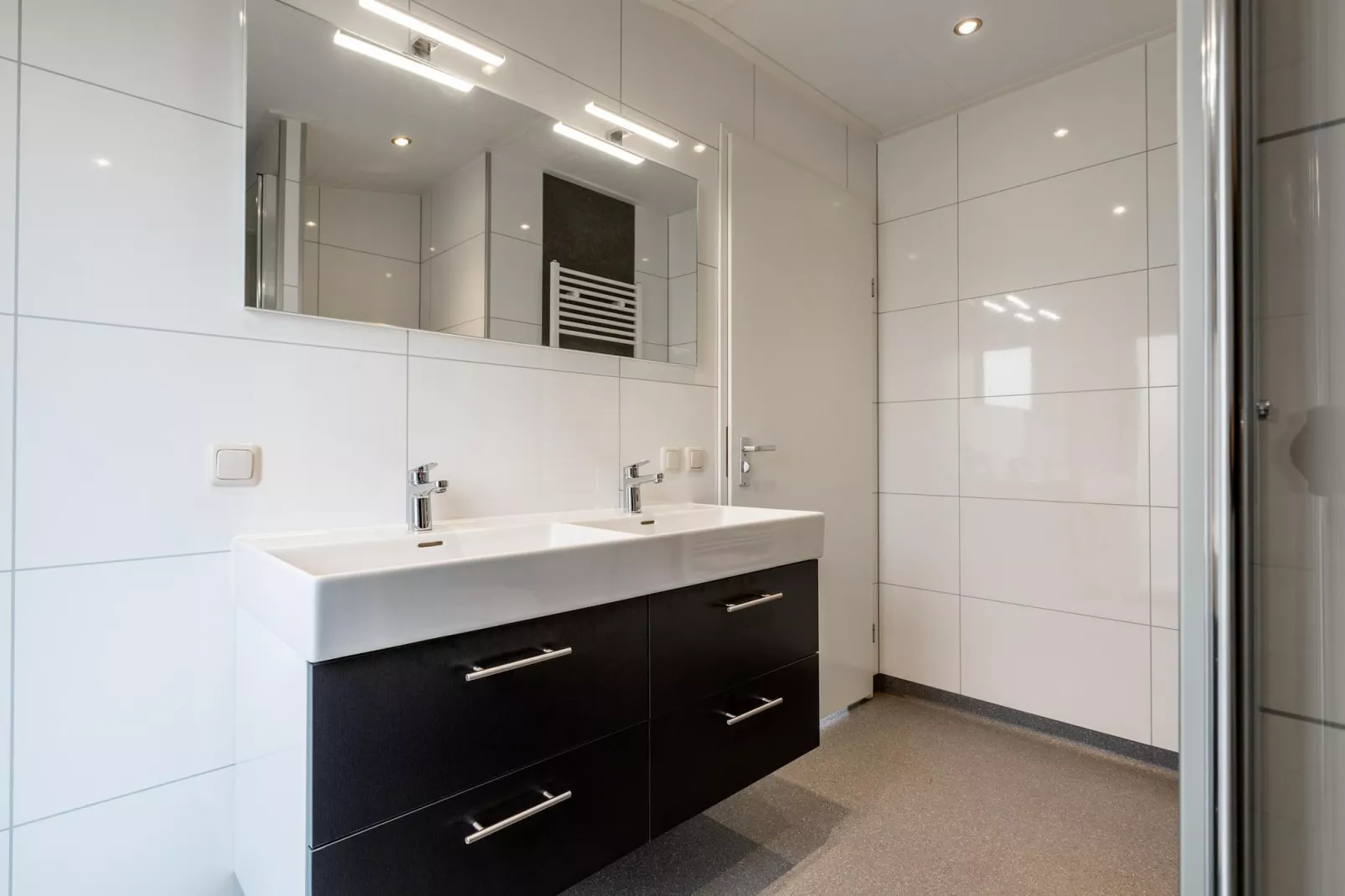 Schaelsbergerbosch - Fireplace & Sauna-Badkamer