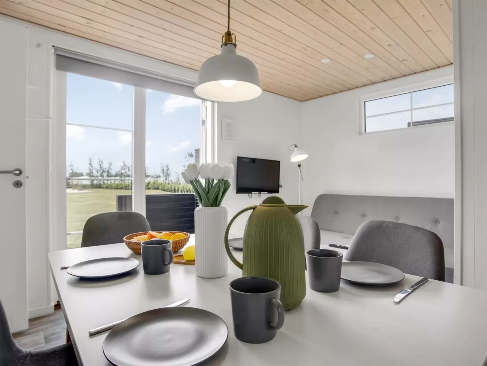 "Fay" - 900m from the sea-Binnen