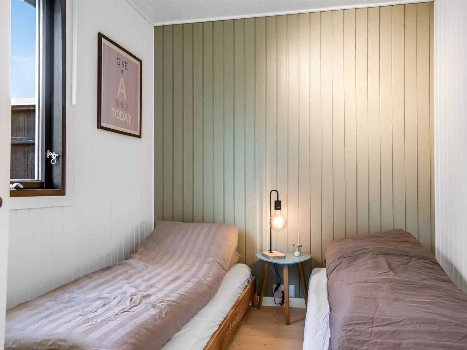 "Dreng" -  from the sea - Binnen