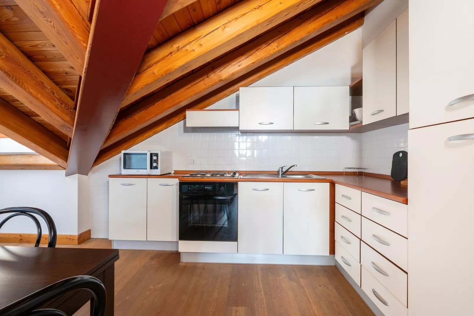 BILO 2 CERESOLE-Keuken