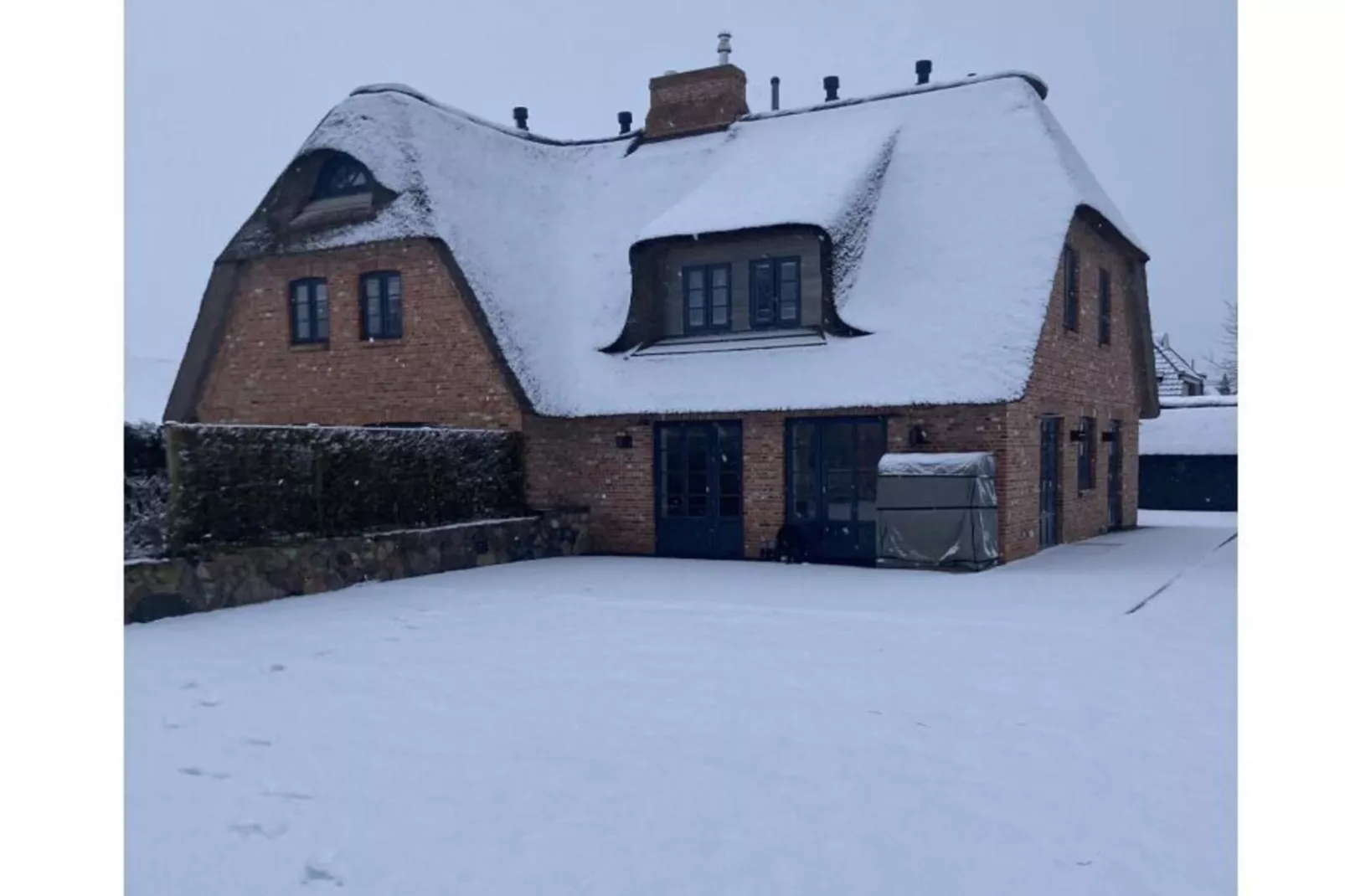 743418-Exterieur winter