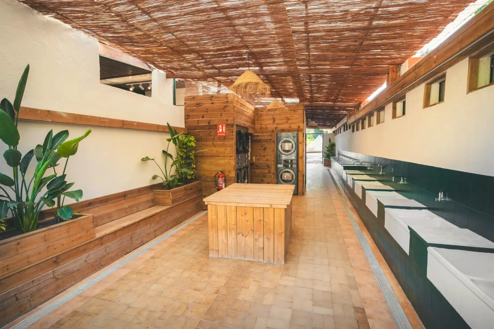 HOLA CAMP SANT SALVADOR-Tiny House-Gebieden zomer 1km