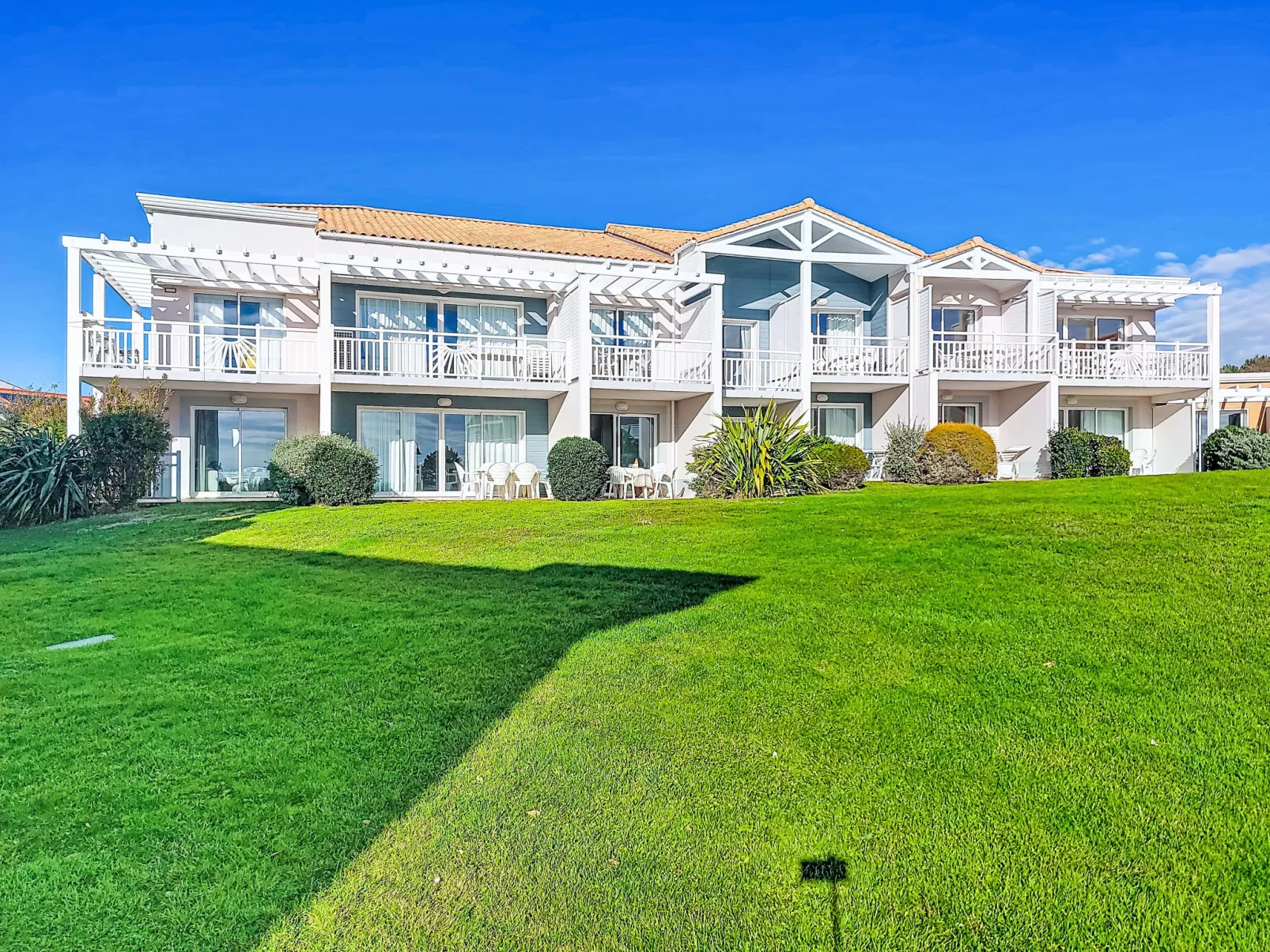 Garden and Sea- Appt T2 moderne, vue mer - Buiten