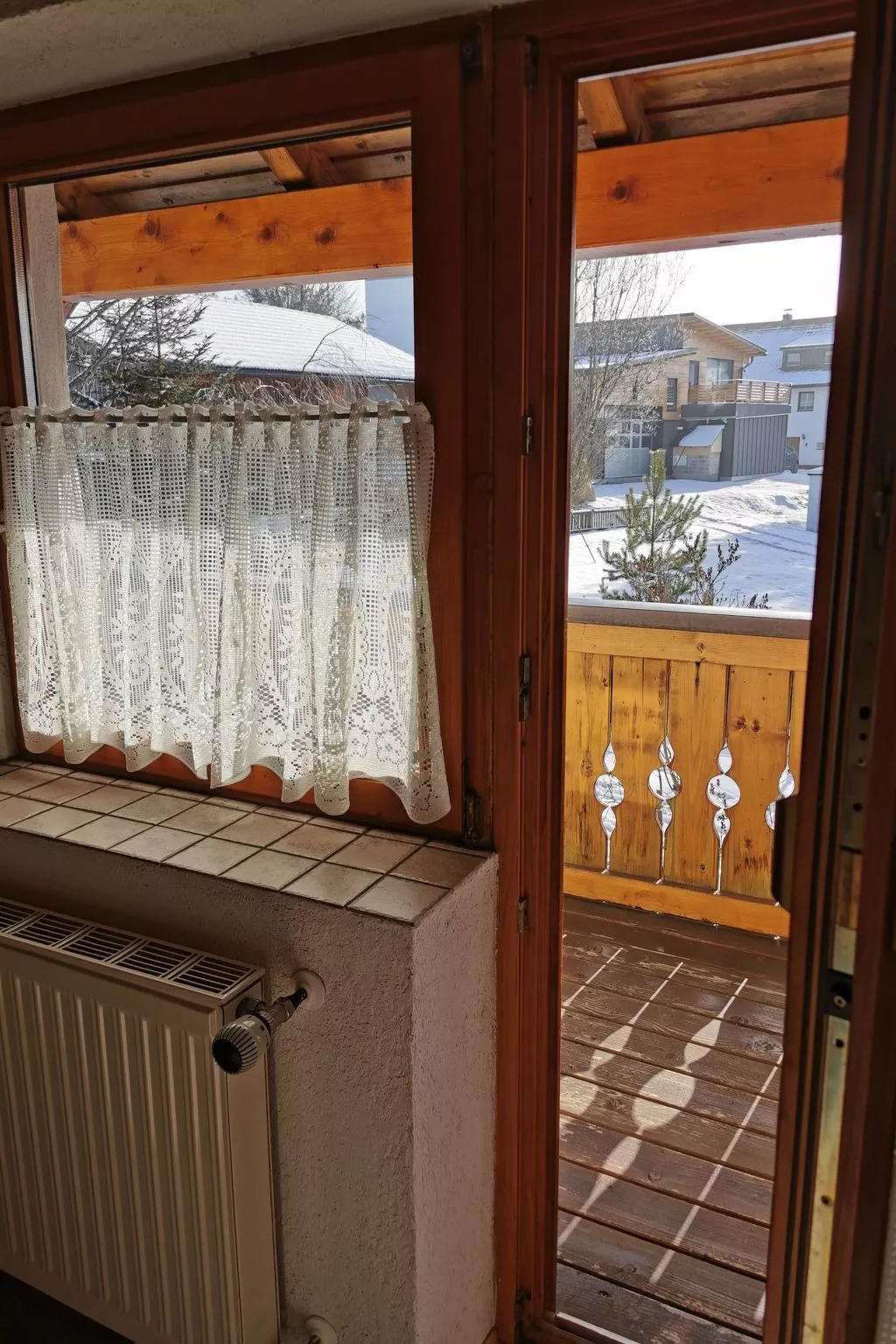 Mit komplett eingerichteter Küchenzeile im Wohnraum - Image-tags.info