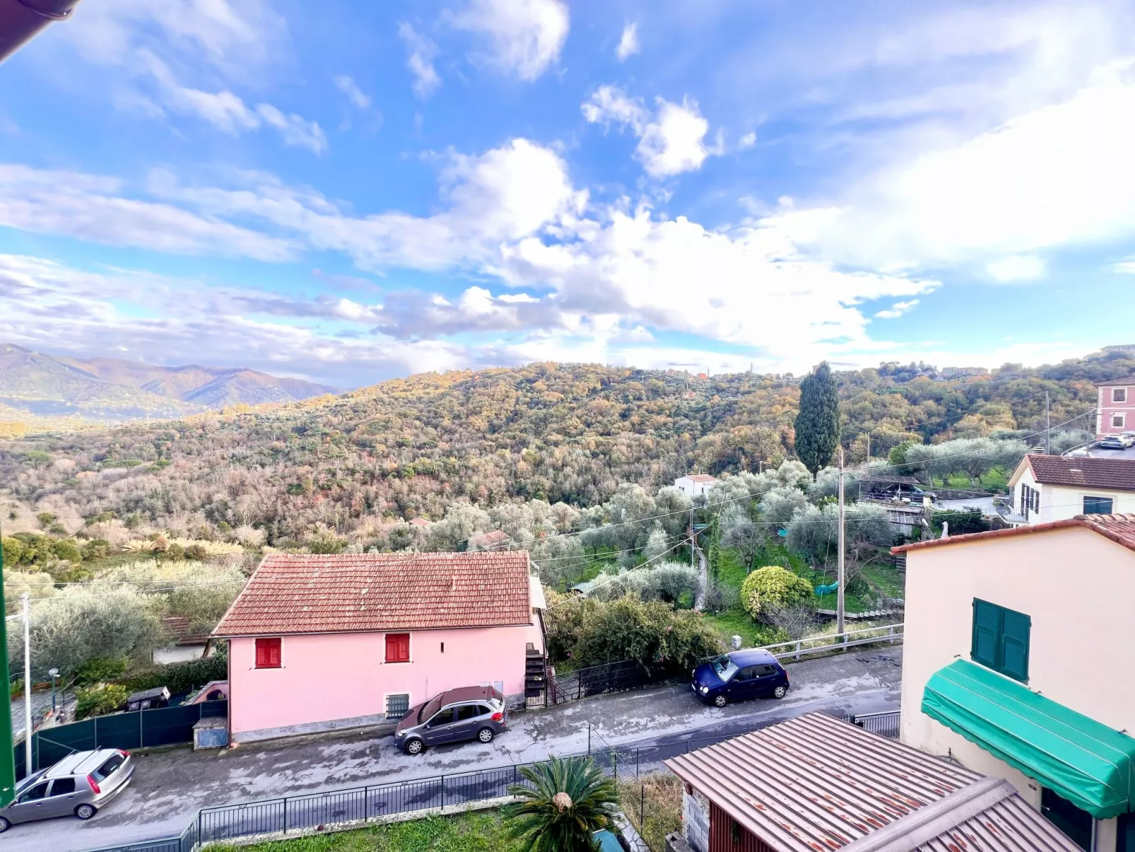 Wohnung im zweiten Stock mit Parkplatz und Garten - Image-tags.info