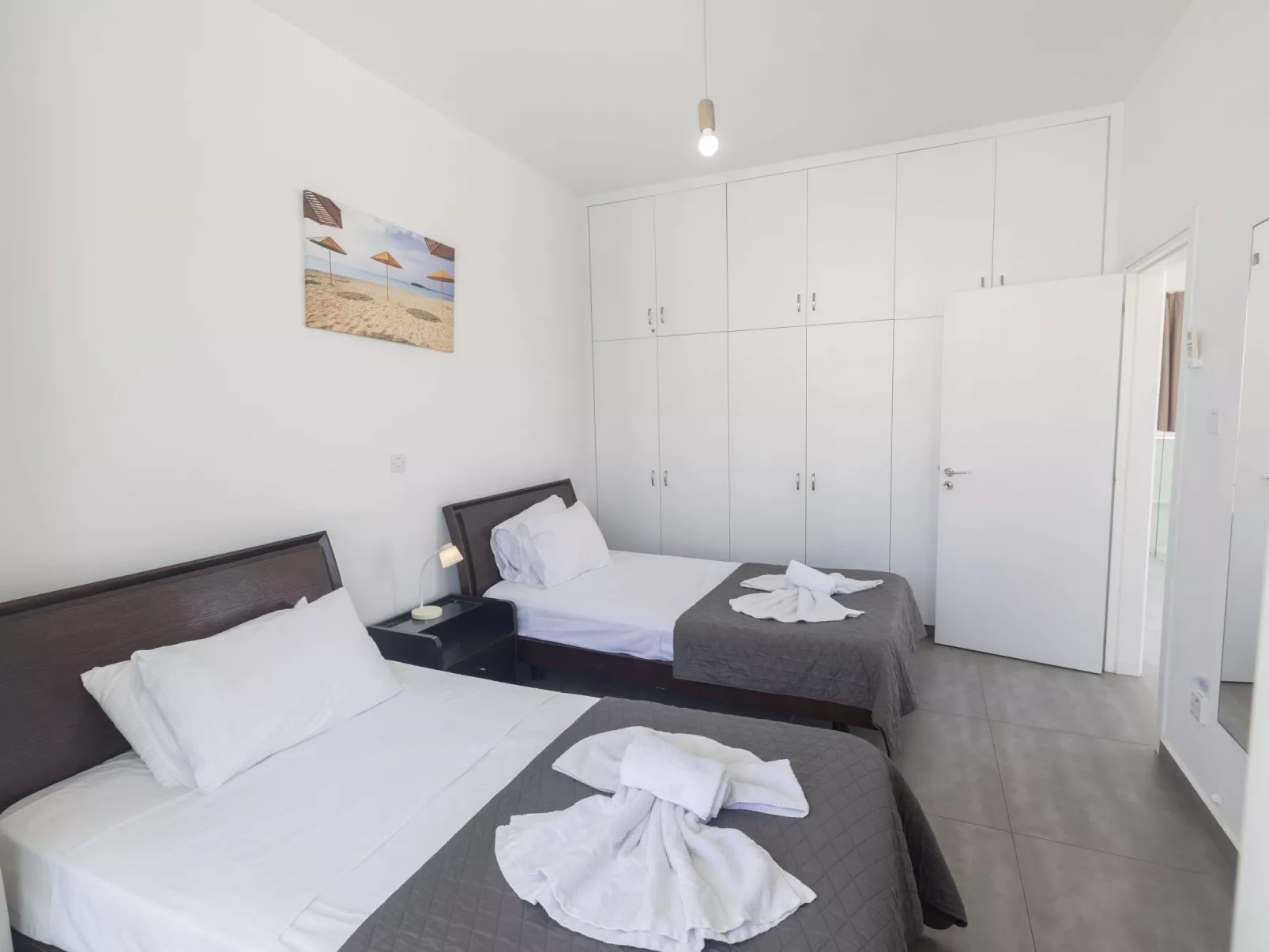 Greco Villa CCV4. 5-Schlafzimmer-Villa mit privatem Pool in Protaras Zentrum - Image-tags.info