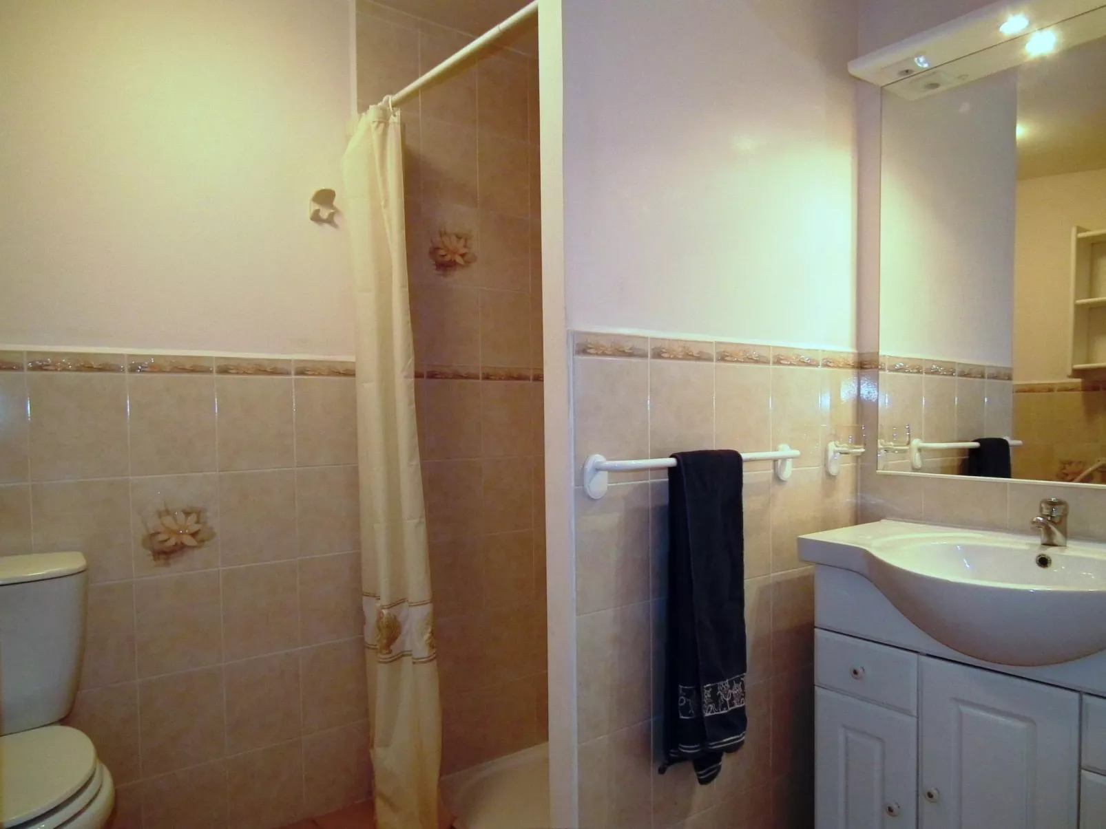 Feriendorf im Périgord Großes Ferienhaus für 18 oder 20 Personen. - Image-tags.info