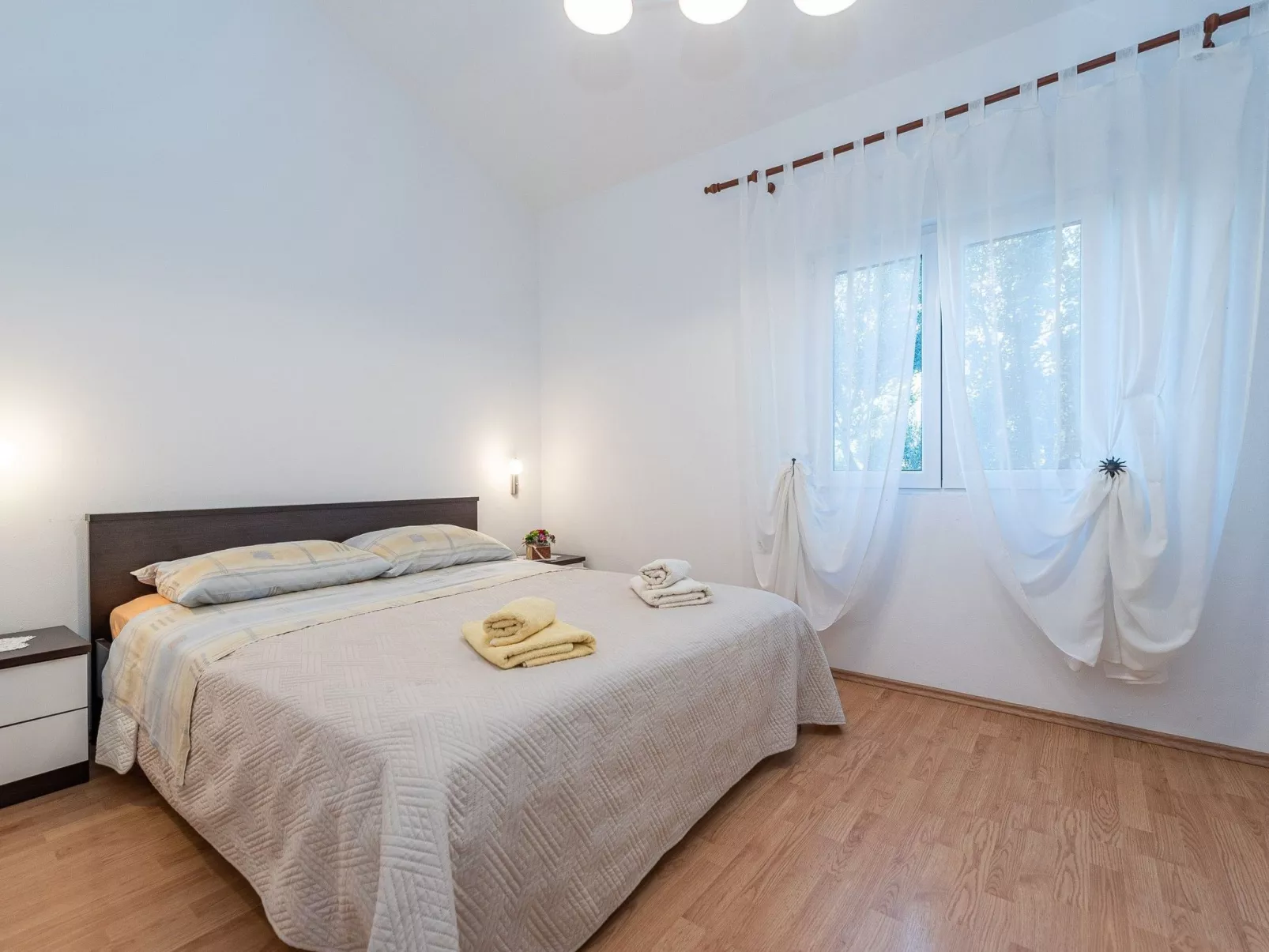 Apartment Buskulic Anamarija 2 - Image-tags.info