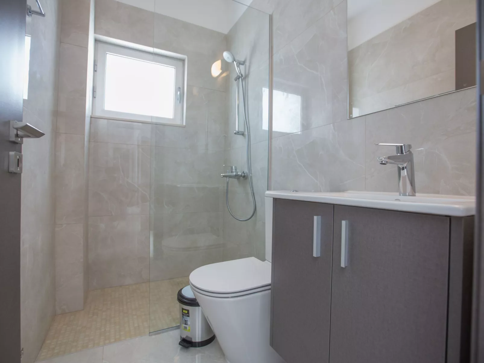 3-Schlafzimmer-Villa mit privatem Pool im Zentrum - Image-tags.info