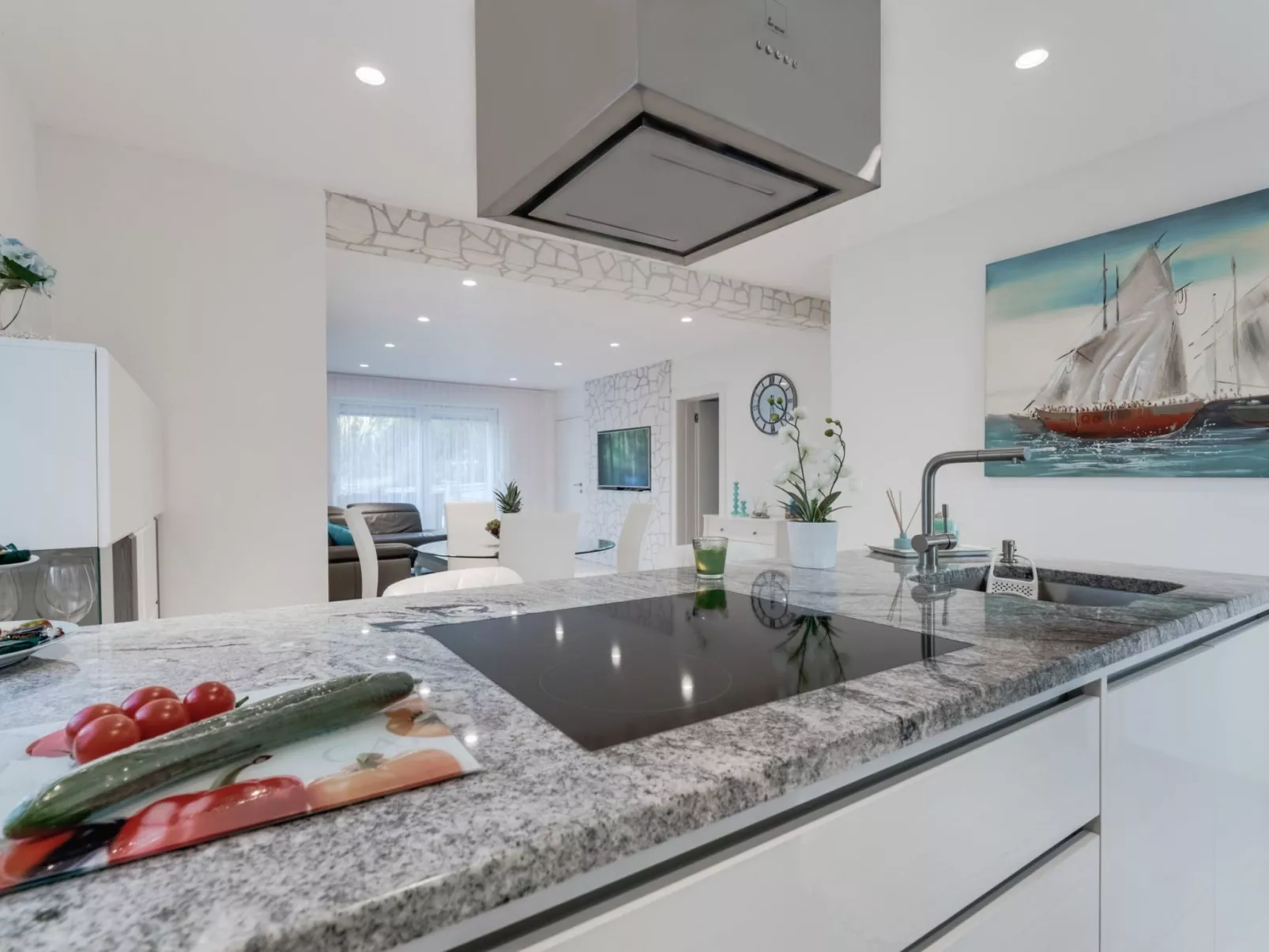 Neue Villa mit Pool und Meerblick - Image-tags.info