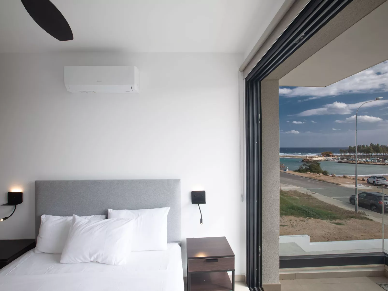 Haus in Paralimni mit Doppelveranda - Image-tags.info