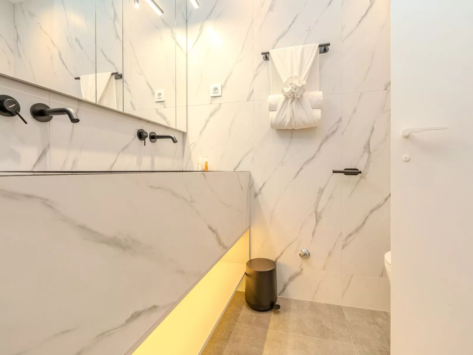 Zwei-Schlafzimmer-Wohnung Dantela mit privatem Pool - Binnen