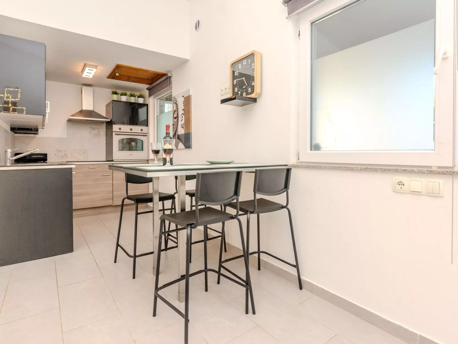 HH Stjepanovic - Image-tags.info