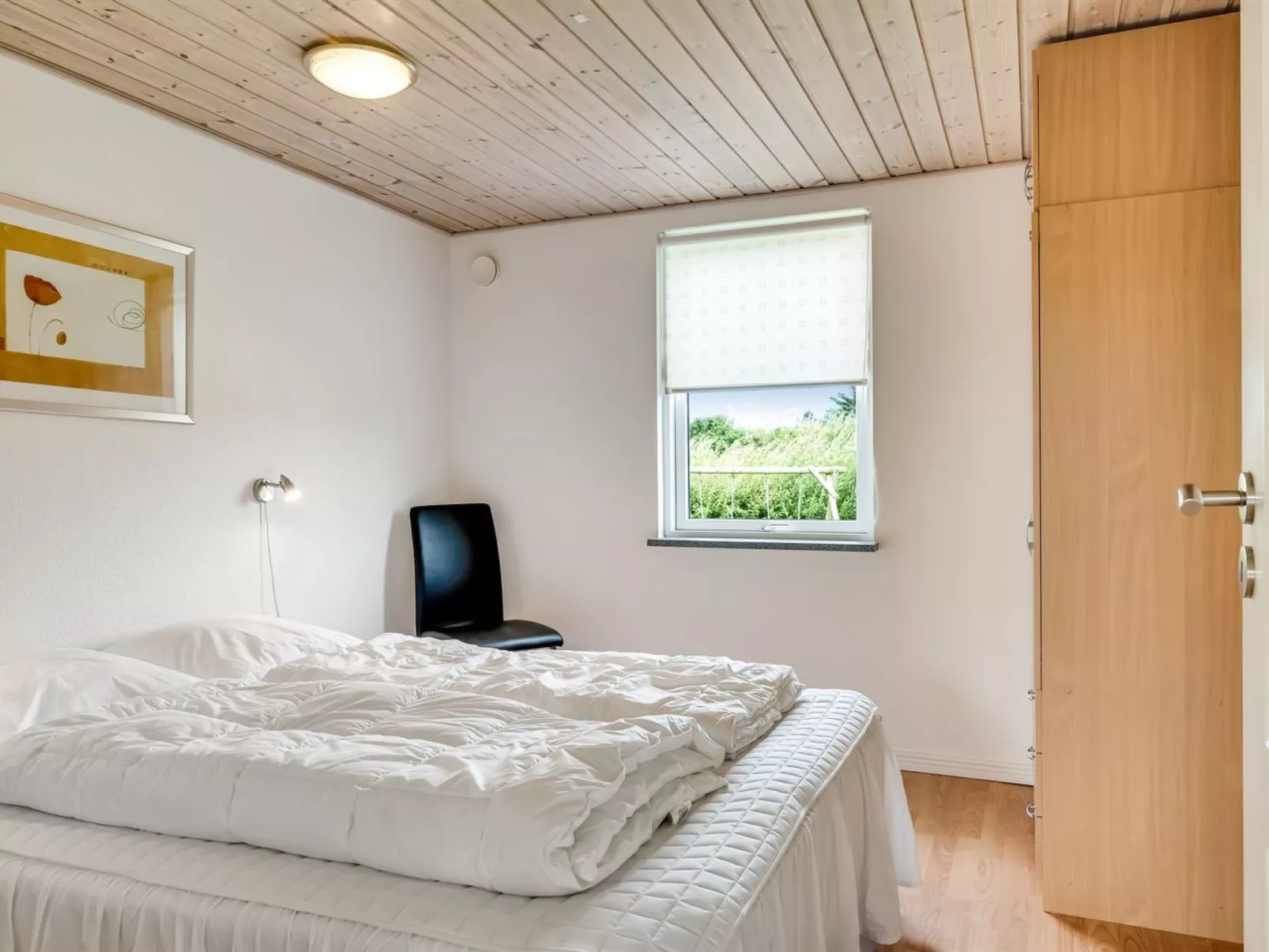 "Elnur" - 200m to the fjord - Binnen