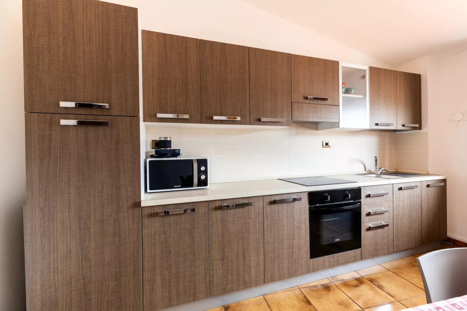 QUADRILOCALE CASTELSARDO CENTRO-Keuken