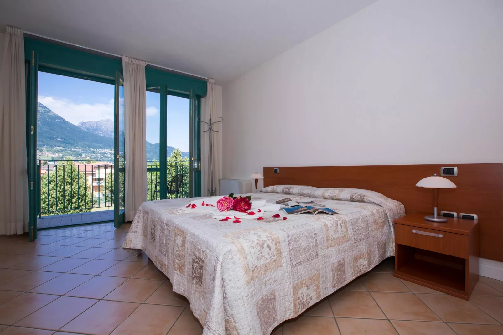RESIDENCE PORTO LETIZIA - PALACE-1ROOM APT 4 PAX MOUNTAIN VIEW PLUS 8203 - P1MP4 - Slaapkamer