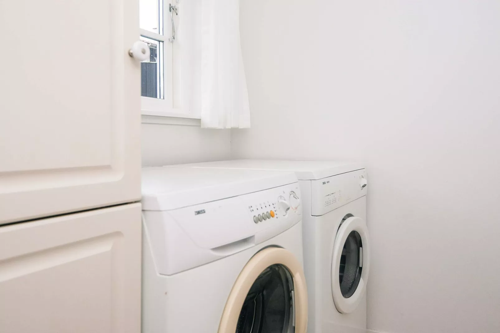 LØJT FERIECENTER-Binnen