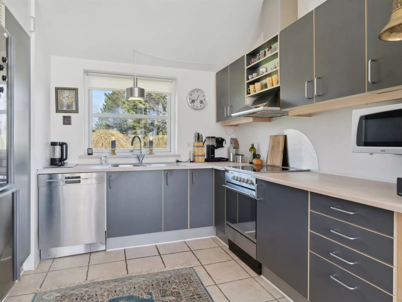 "Lauren" - 200m to the fjord - Binnen