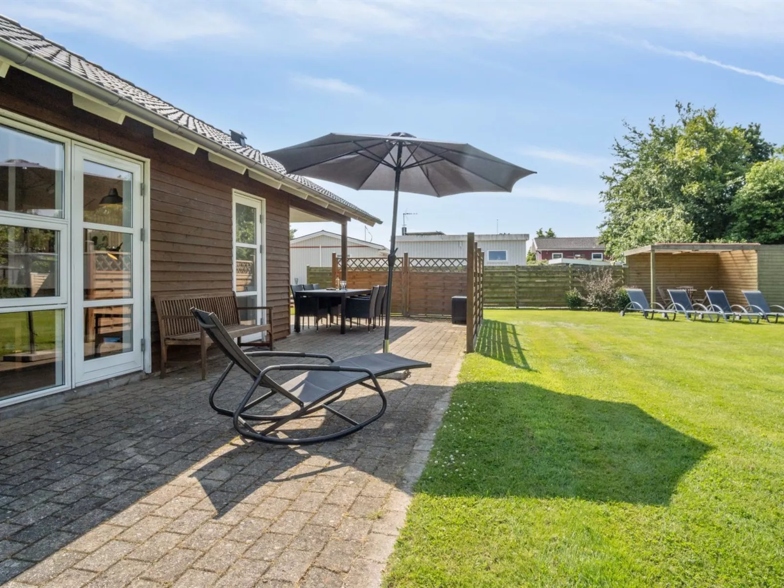 "Neno" - 100m from the sea-Buiten