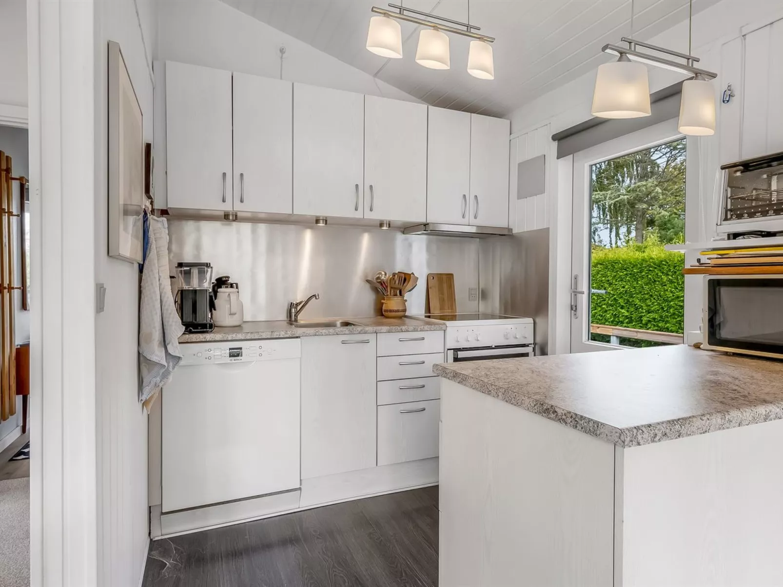 "Ayo" - 200m from the sea-Binnen