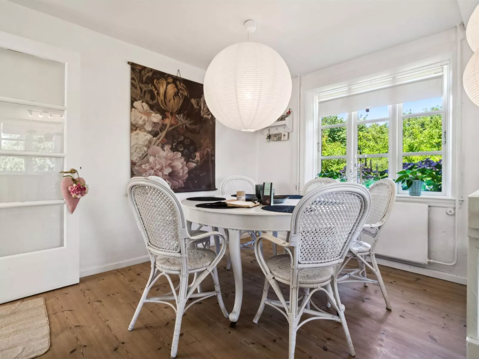 "Tuva" - 3.6km from the sea-Binnen