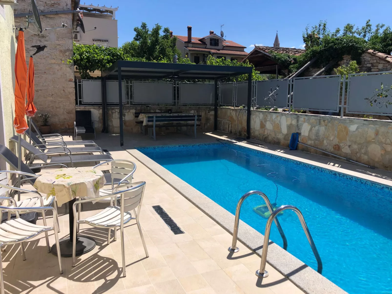 Villa Karina - Image-tags.info