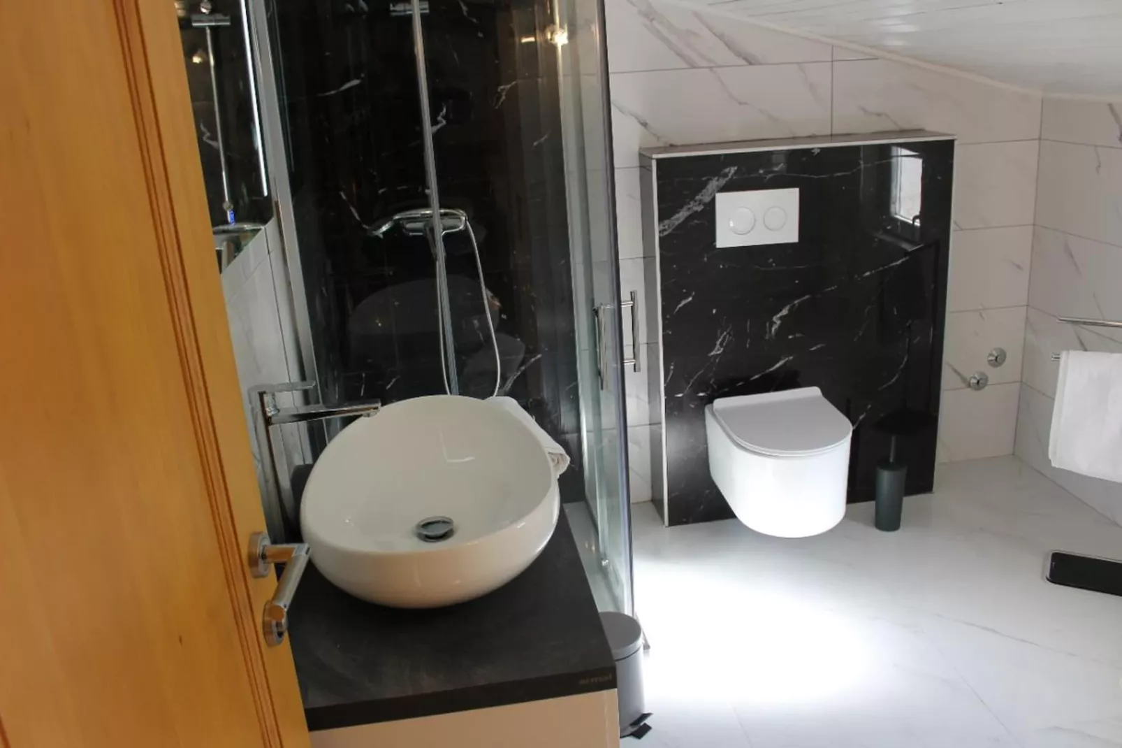 Sv Marija1 - Ferienwohnung 4 - Typ 4plus1 - Badkamer