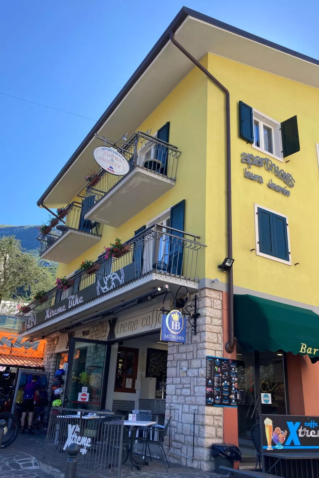 App nr. 3 - Image-tags.info