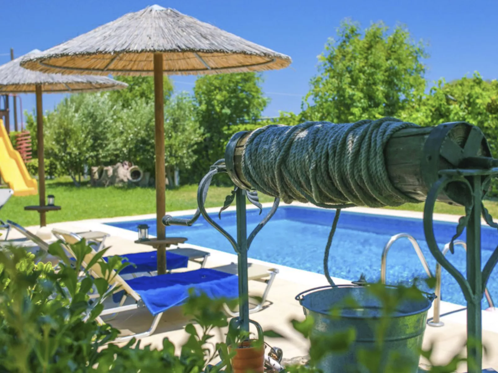 Villa Euphoria, Strand von Gennadi - Image-tags.info