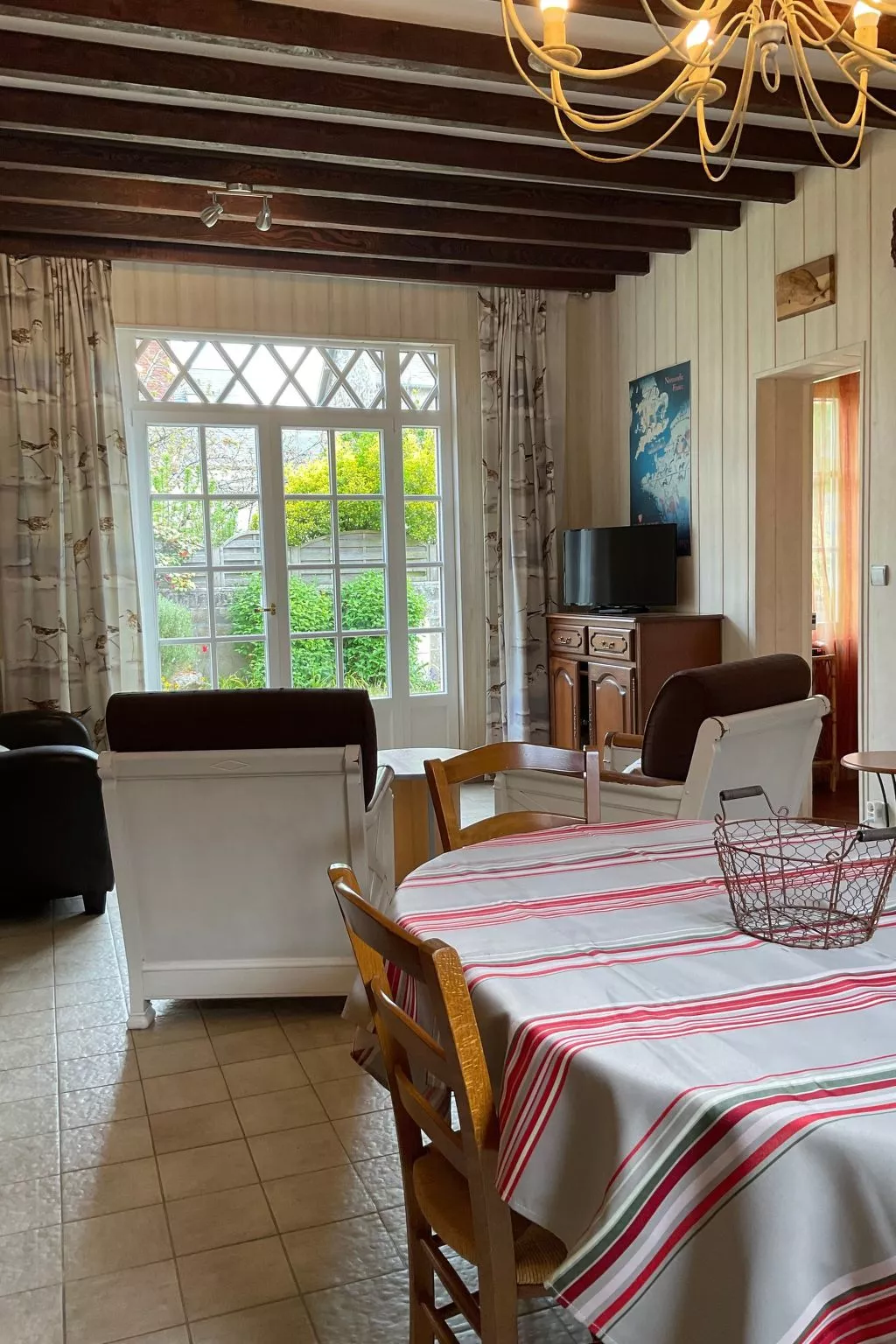 "Les flots bleus" (Die blauen Strände) - Binnen