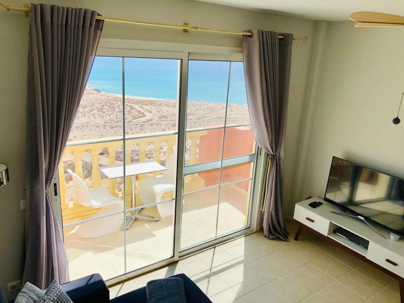 Für 5 Personen ca. 70 m&sup2; in Costa Calma, Fuerteventura (Südküste von Fuert - Image-tags.info