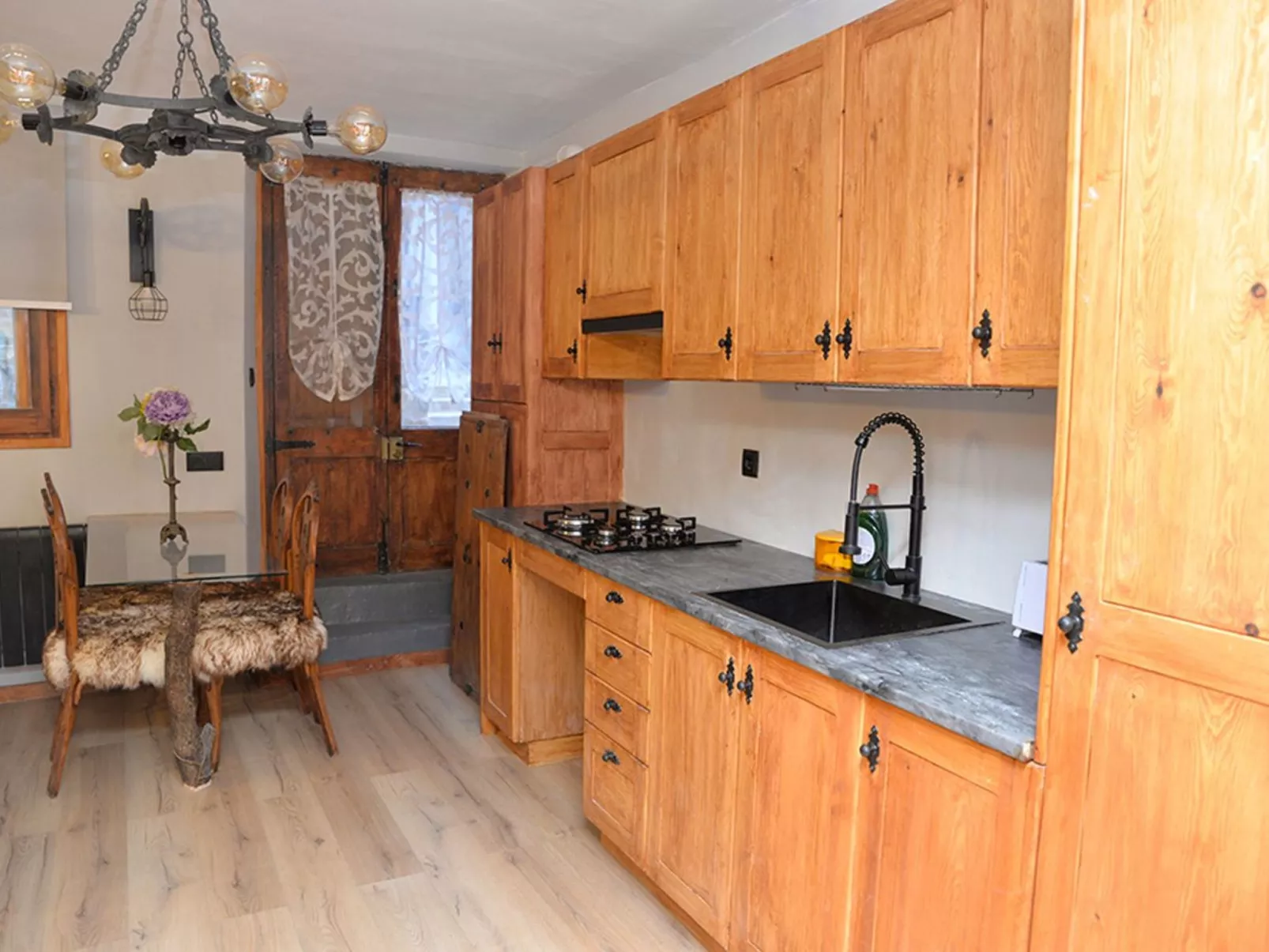 Angepasste rustikale Wohnung für 4 Personen Pobla de Lillet - Image-tags.info