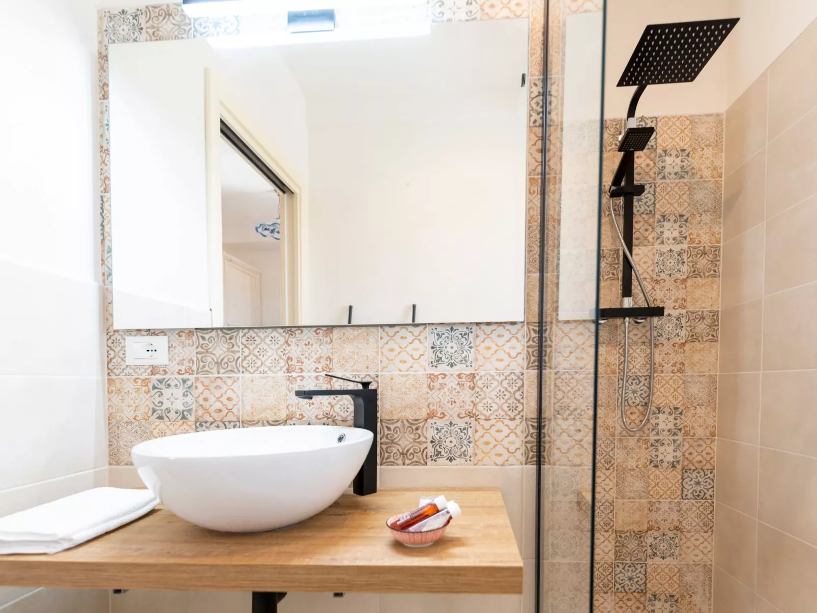 Wohnung in Noto mit Terrasse, gemeinsamem Pool und Garten - Image-tags.info