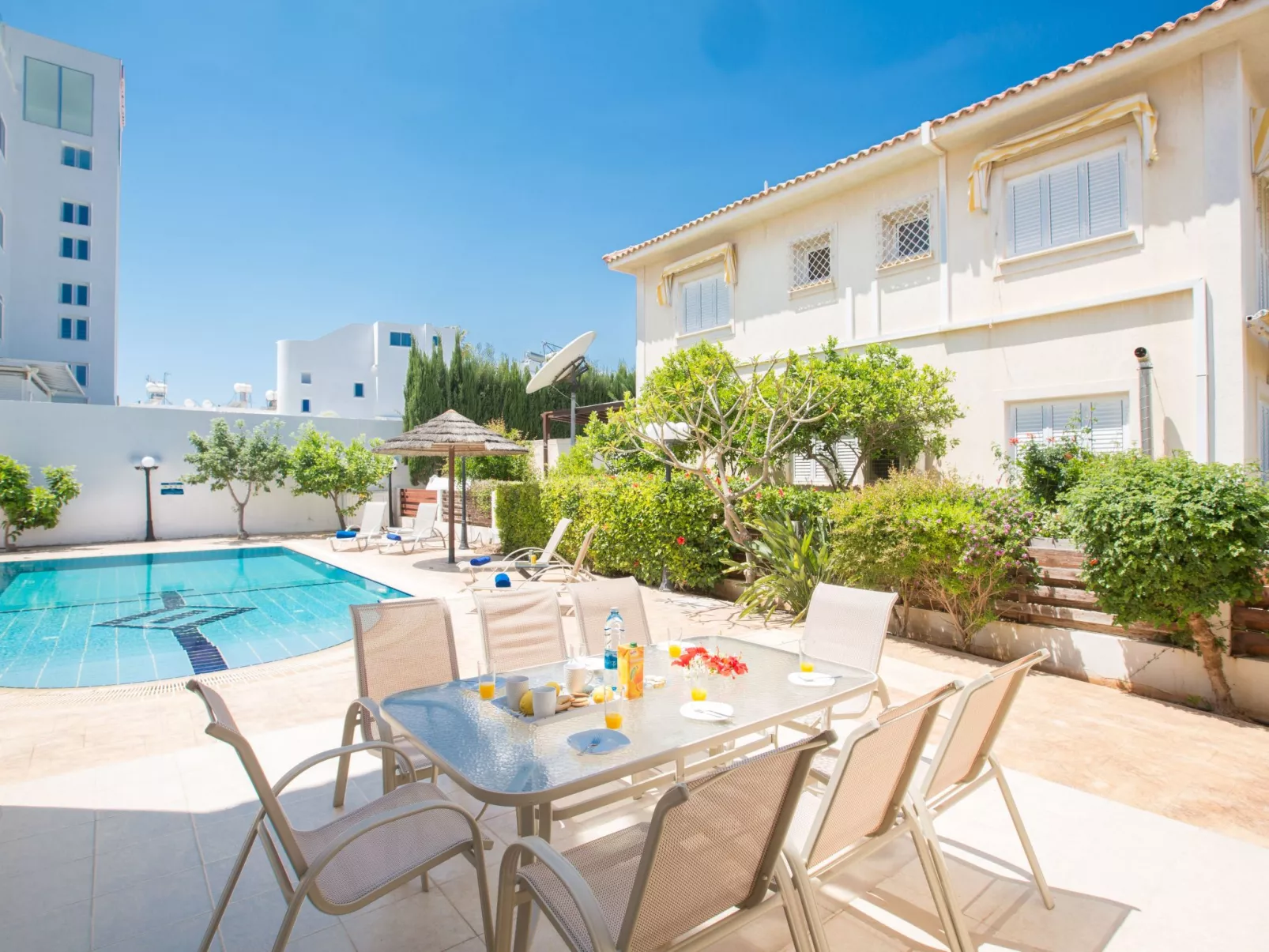 In Protaras mit privatem Parkplatz - Image-tags.info