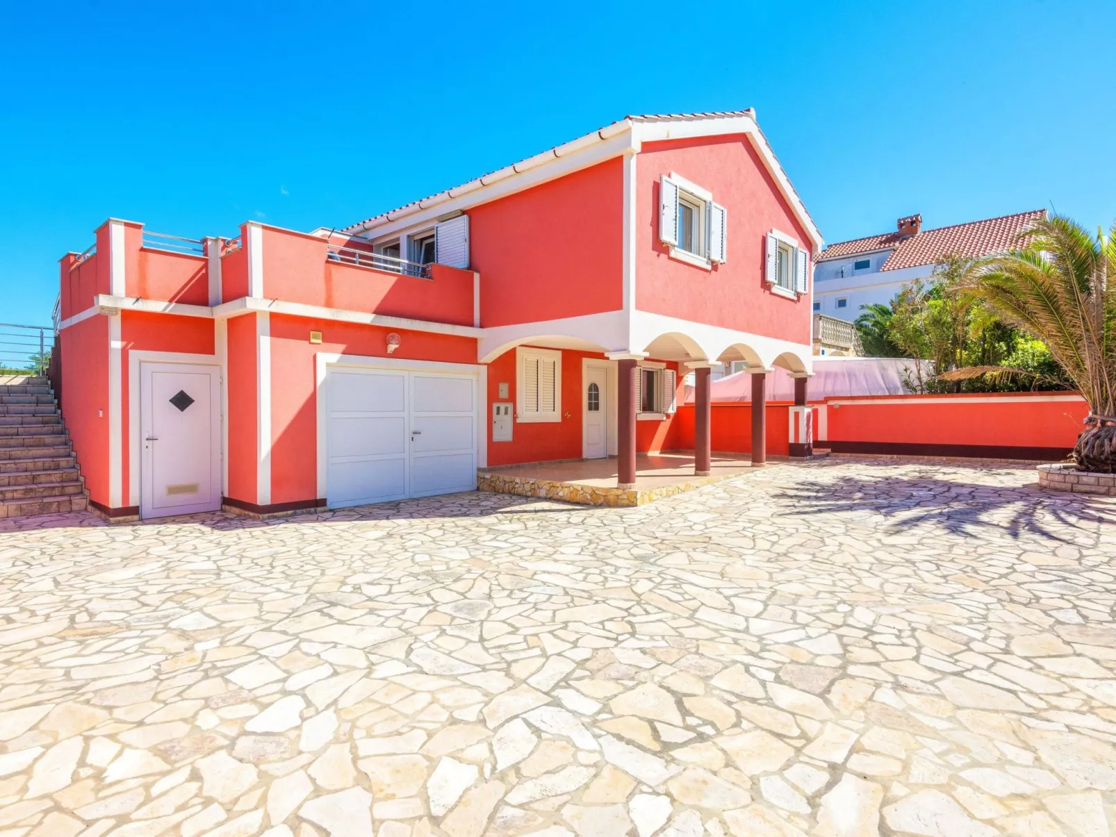 Apartment Kopi 1 - Image-tags.info