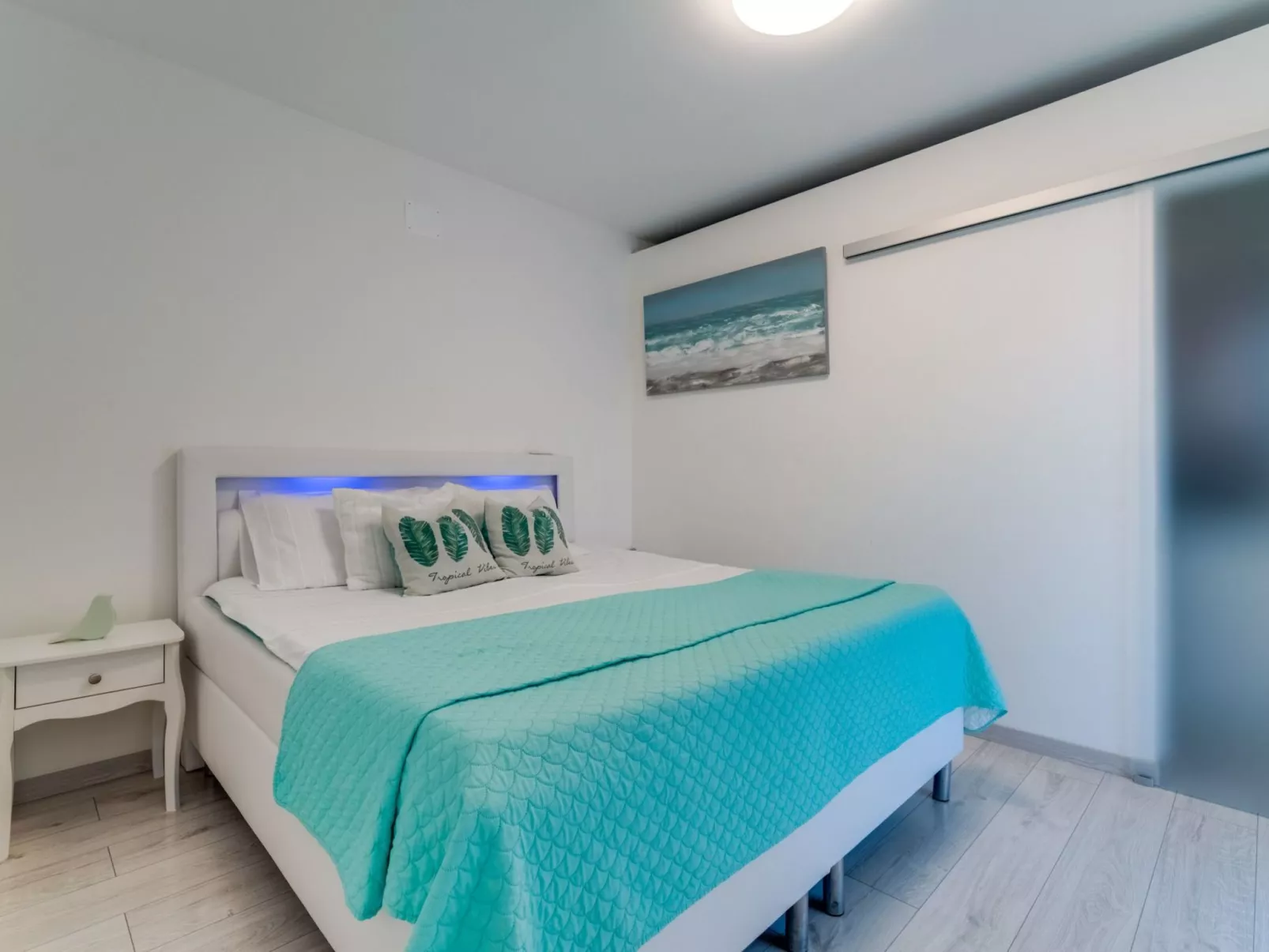 Neue Villa mit Pool und Meerblick - Image-tags.info