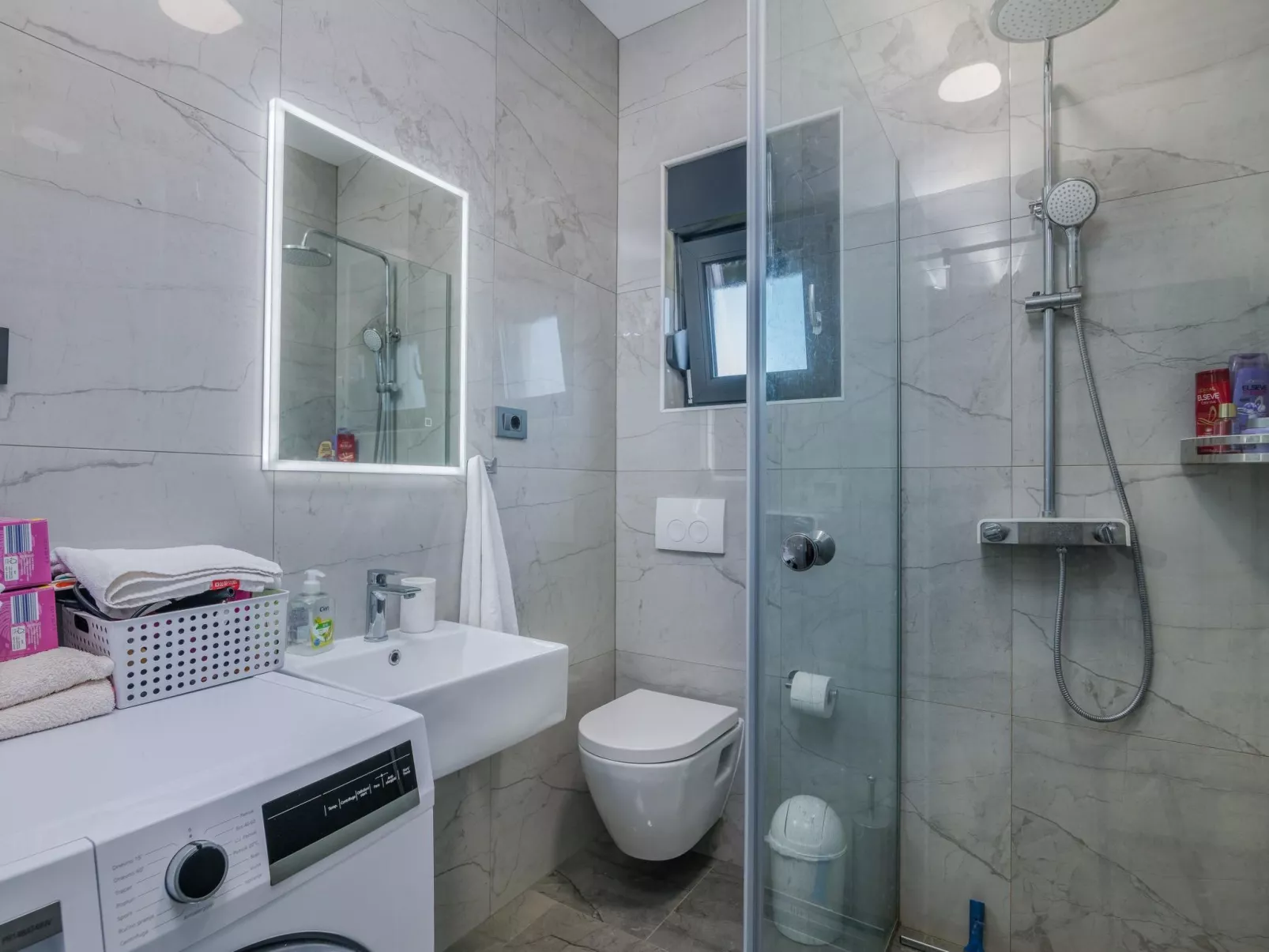 "Villa Enie" mit eigenem Pool - Image-tags.info