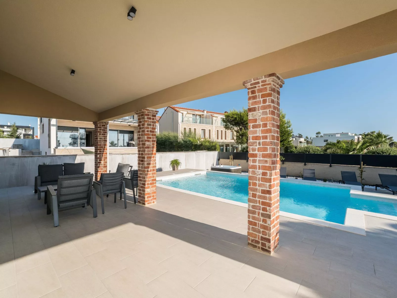 Villa "Mar" am Strand mit beheiztem Pool, Jacuzzi - Image-tags.info