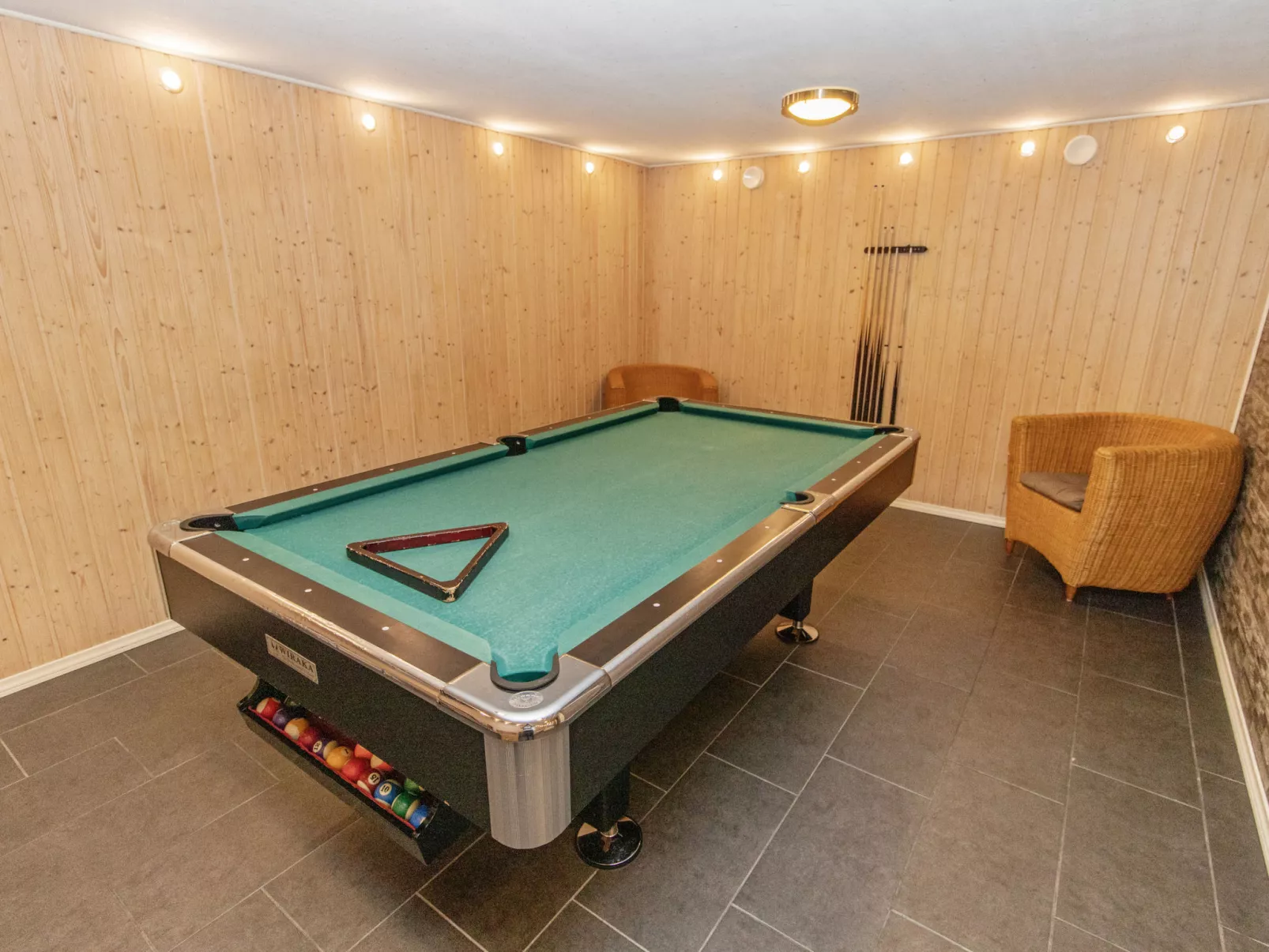 Villa kupsala - Binnen