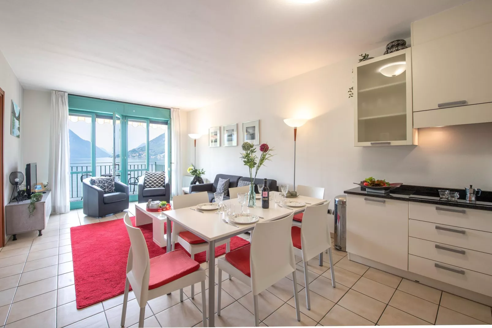 RESIDENCE PORTO LETIZIA - PALACE-1ROOM APT 4 PAX LAKE VIEW DELUXE 8206 - P1LD4 - Eetkamer