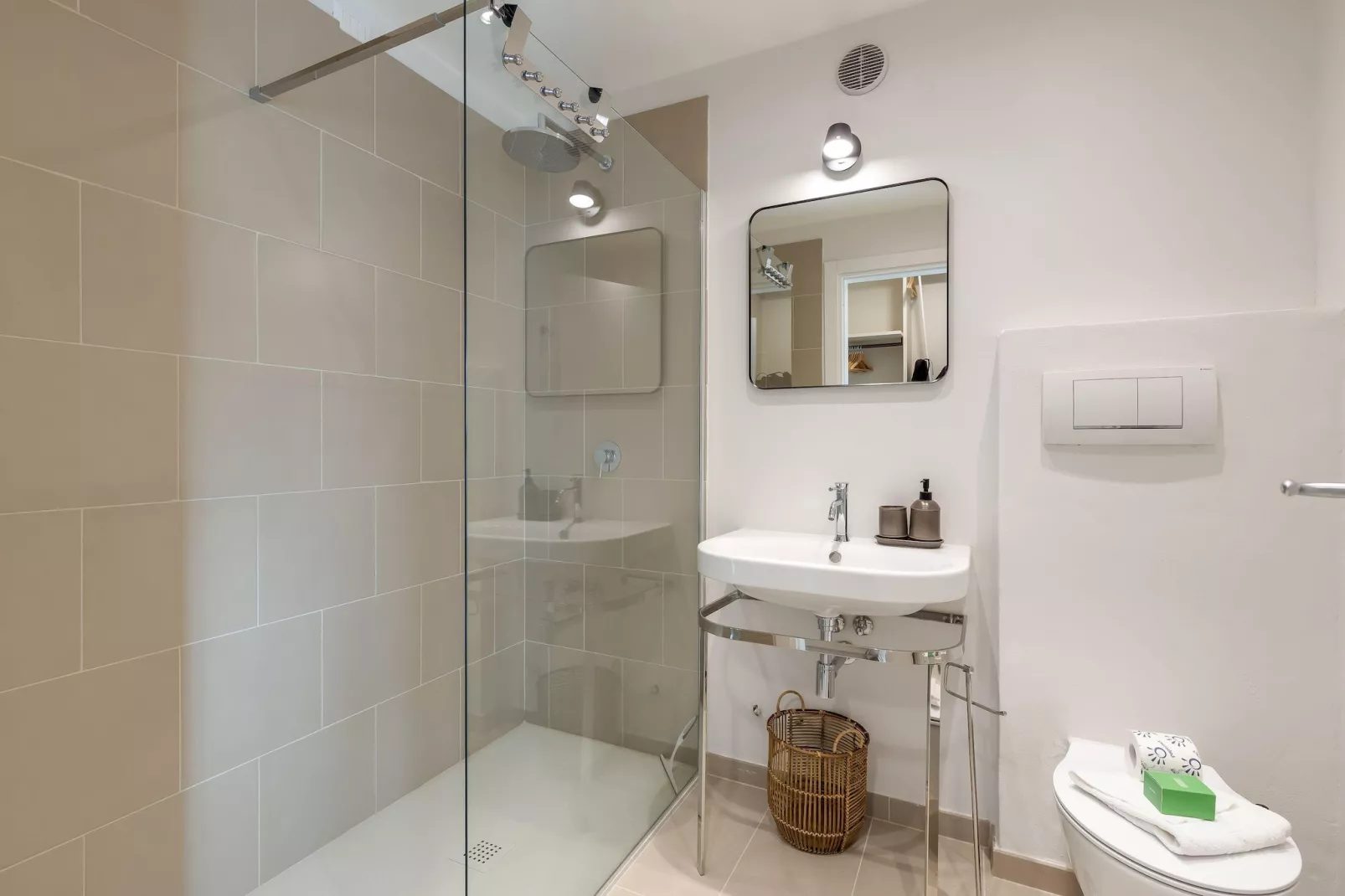 RESIDENCE PORTO LETIZIA - VILLAS-2BEDROOMS APT 6 PAX DELUXE 8218 - V2DL6 - Badkamer